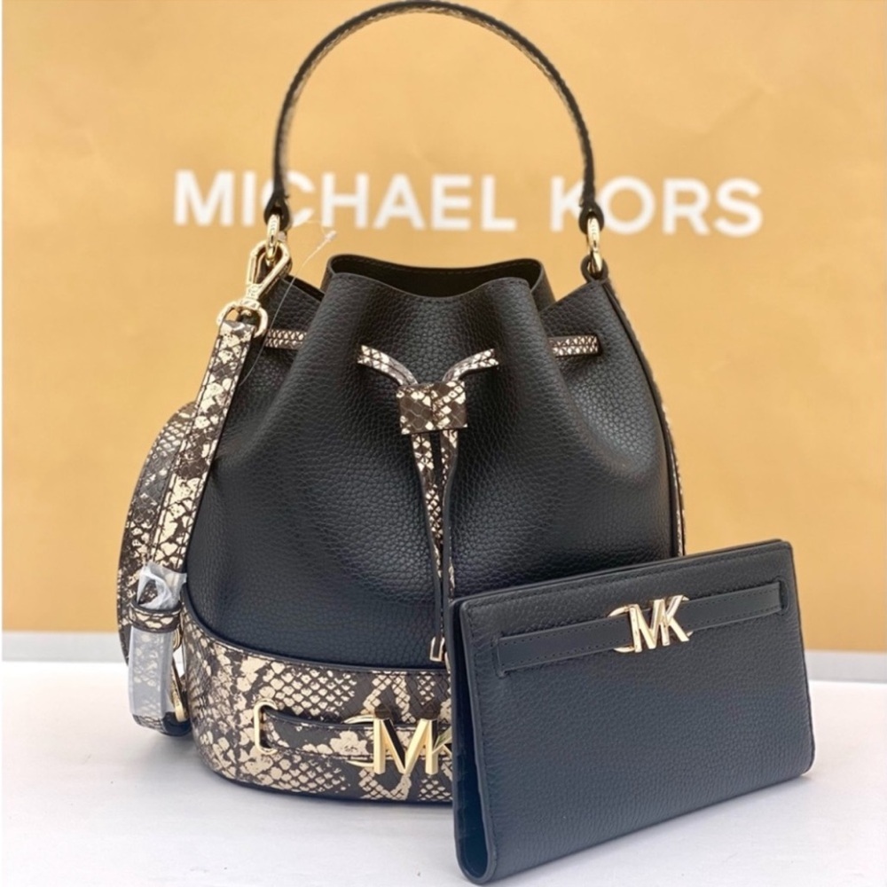 Michael Kors Medium Reed Bucket Satchel
Crossbody and Wallet Set